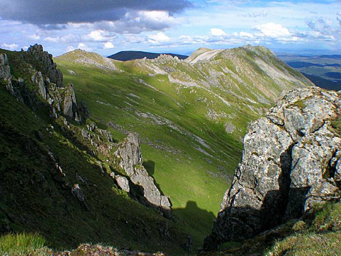 the way on - east - turns out to involve some ridge walking ...